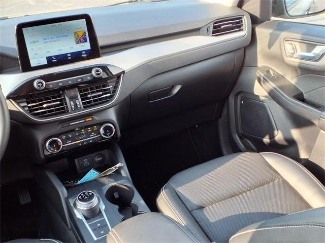 used 2022 Ford Escape car, priced at $25,899