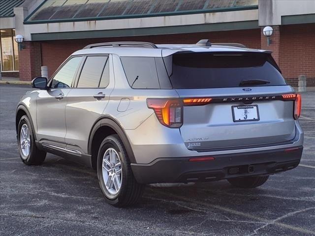 new 2025 Ford Explorer car, priced at $40,510