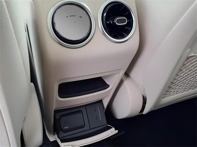 used 2021 Mercedes-Benz GLB 250 car, priced at $27,099