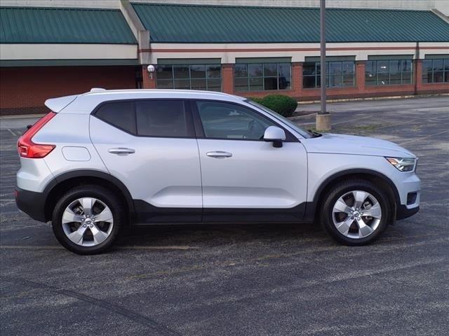 used 2020 Volvo XC40 car, priced at $22,922