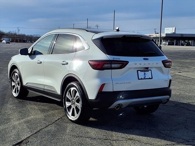 new 2025 Ford Escape car, priced at $40,885