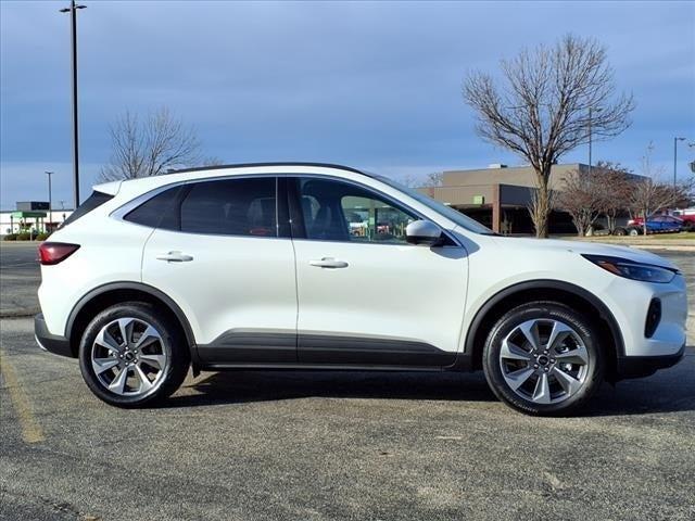 new 2025 Ford Escape car, priced at $40,885