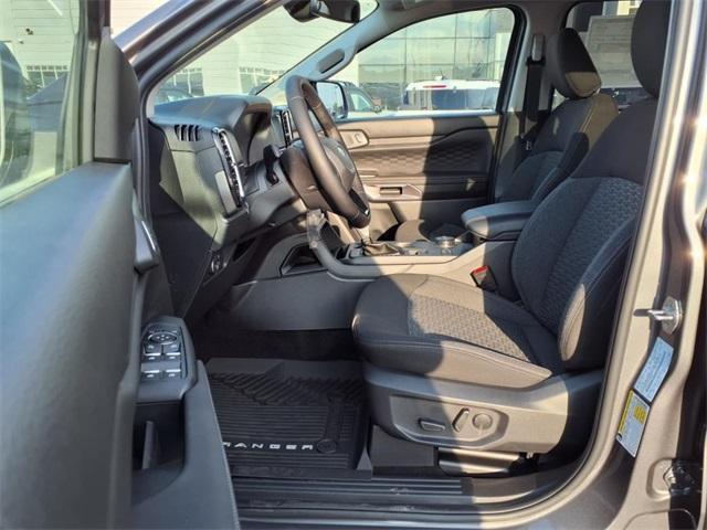 new 2025 Ford Ranger car, priced at $44,760