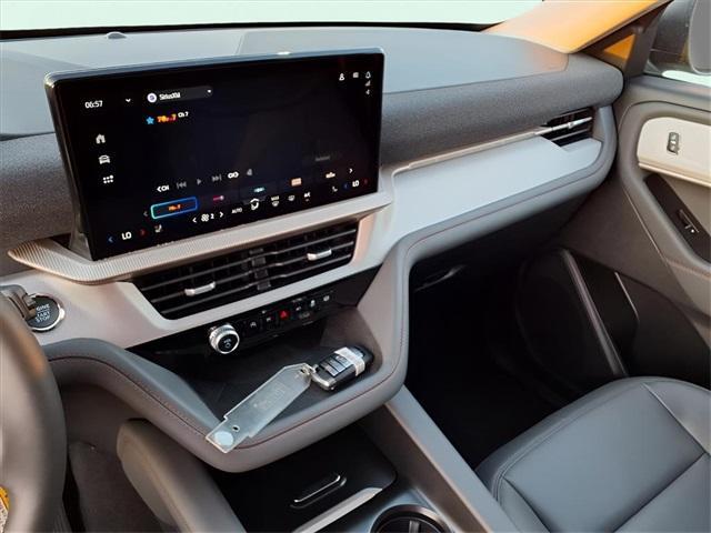 new 2025 Ford Explorer car, priced at $46,775