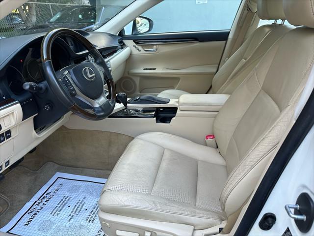 used 2013 Lexus ES 350 car, priced at $18,900