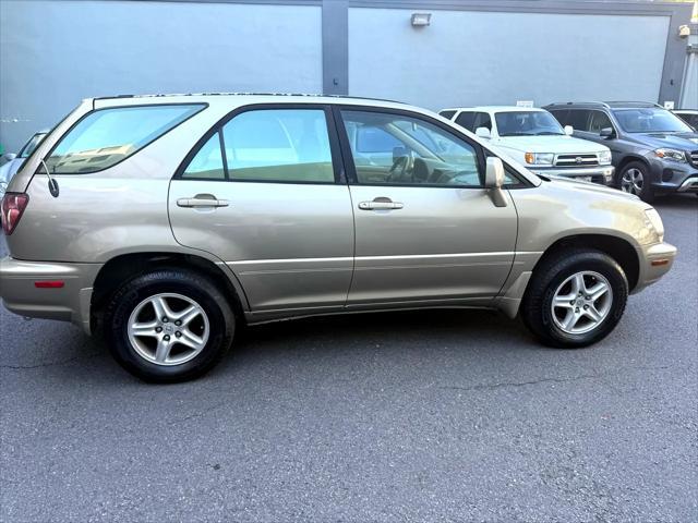 used 2000 Lexus RX 300 car, priced at $5,900
