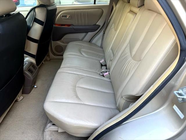 used 2000 Lexus RX 300 car, priced at $5,900