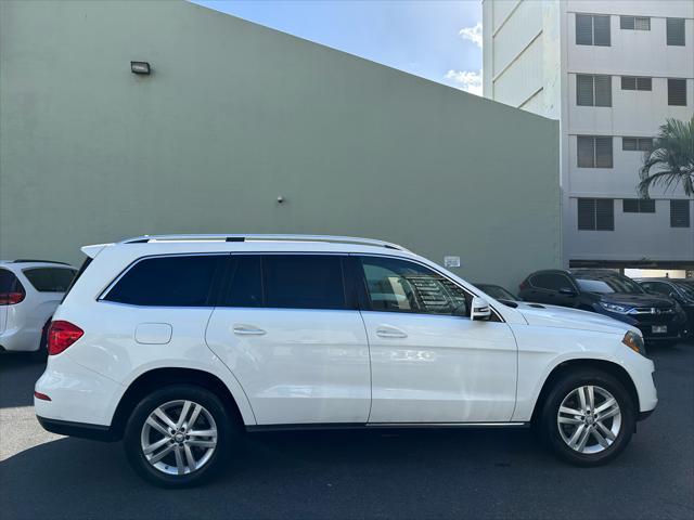 used 2014 Mercedes-Benz GL-Class car, priced at $17,900