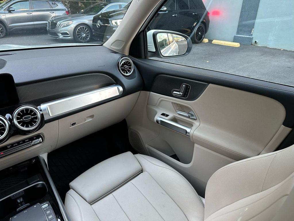 used 2022 Mercedes-Benz GLB 250 car, priced at $36,900