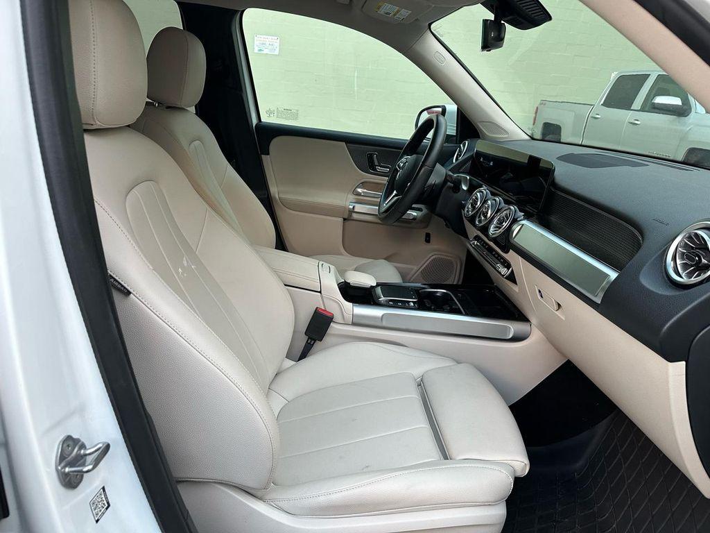 used 2022 Mercedes-Benz GLB 250 car, priced at $36,900