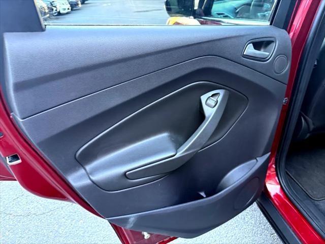 used 2013 Ford Escape car, priced at $7,900