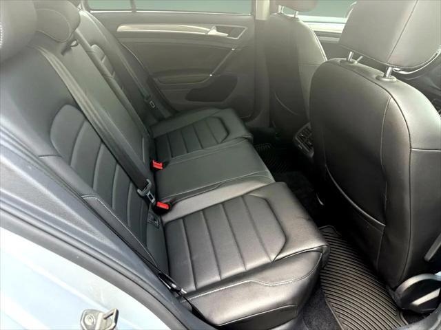 used 2017 Volkswagen Golf Alltrack car, priced at $18,900