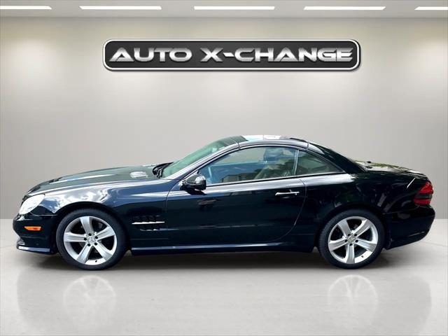 used 2009 Mercedes-Benz SL-Class car, priced at $18,900
