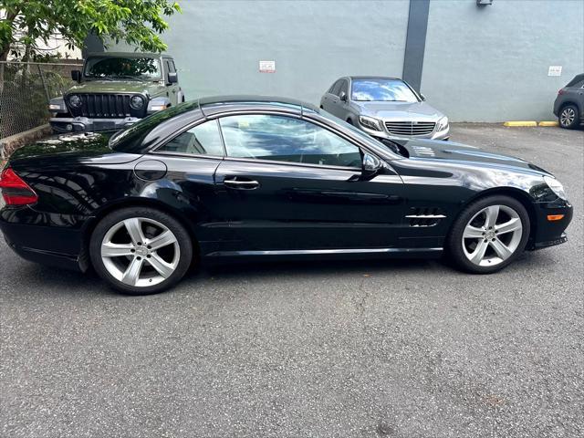 used 2009 Mercedes-Benz SL-Class car, priced at $18,900