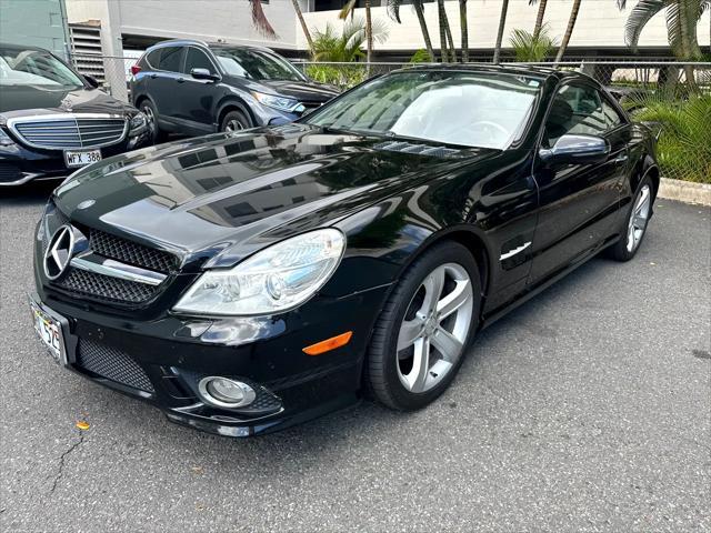 used 2009 Mercedes-Benz SL-Class car, priced at $18,900