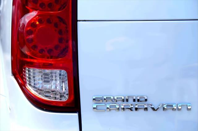 used 2015 Dodge Grand Caravan car, priced at $11,900