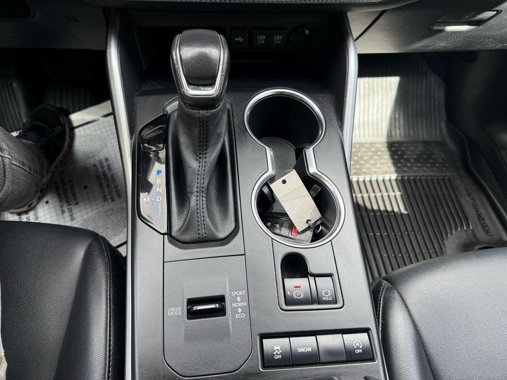 used 2021 Toyota Highlander car, priced at $36,900