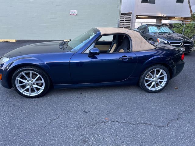 used 2009 Mazda MX-5 Miata car, priced at $12,900