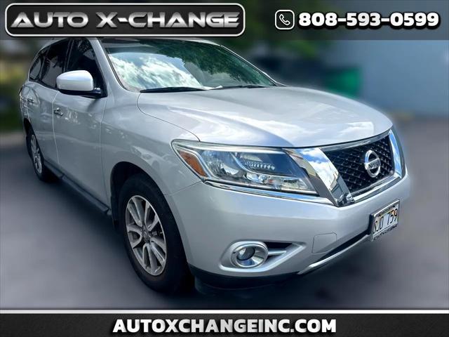 used 2014 Nissan Pathfinder car, priced at $13,900