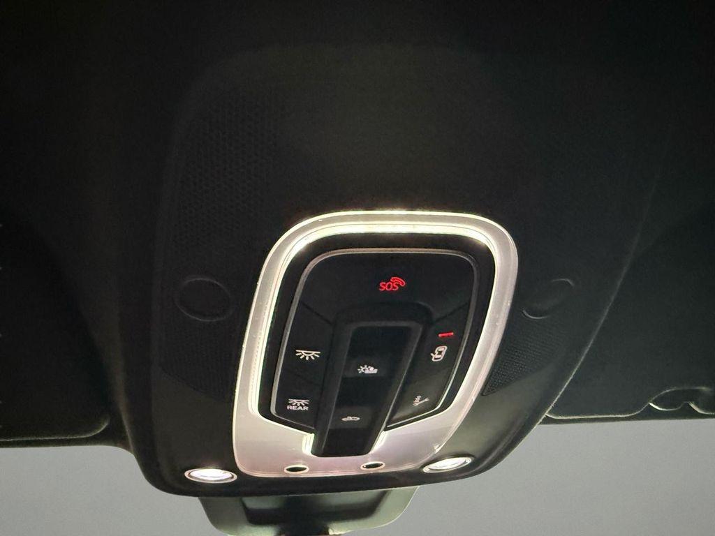 used 2023 Lamborghini Urus car, priced at $269,900