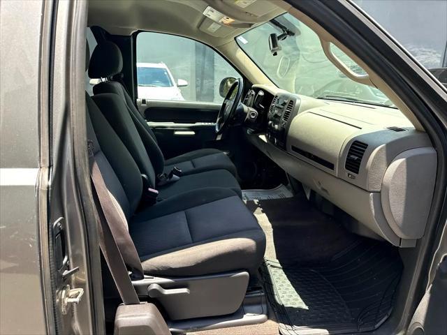 used 2013 GMC Sierra 1500 car, priced at $18,900