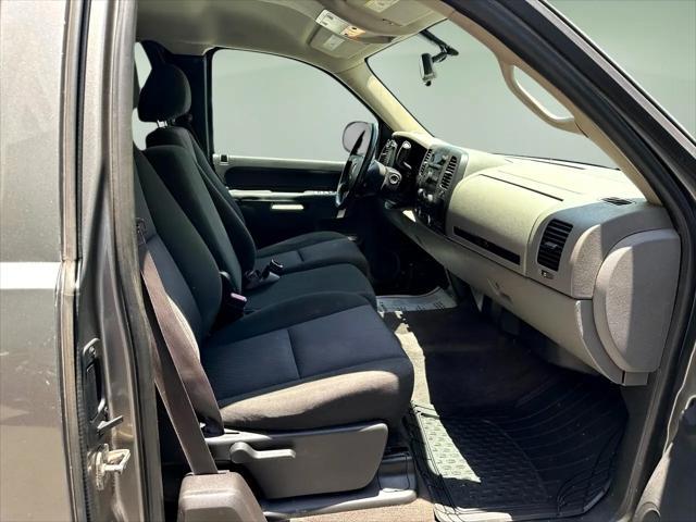 used 2013 GMC Sierra 1500 car, priced at $18,900