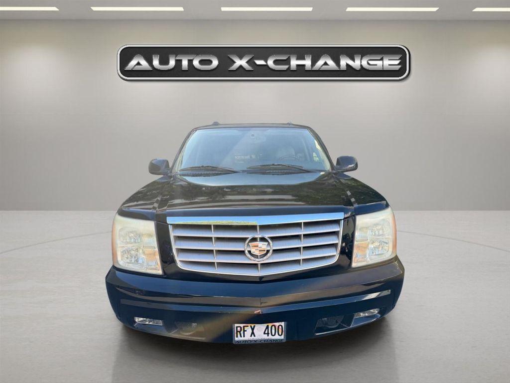 used 2005 Cadillac Escalade car, priced at $8,900