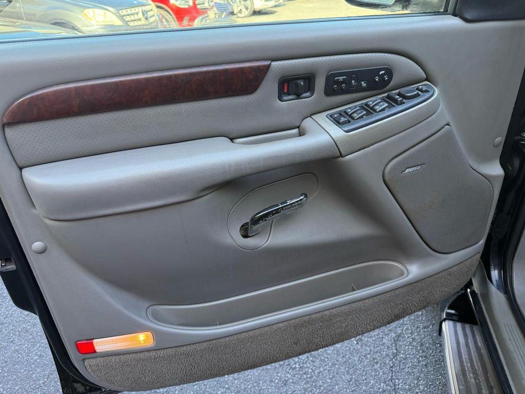 used 2005 Cadillac Escalade car, priced at $8,900