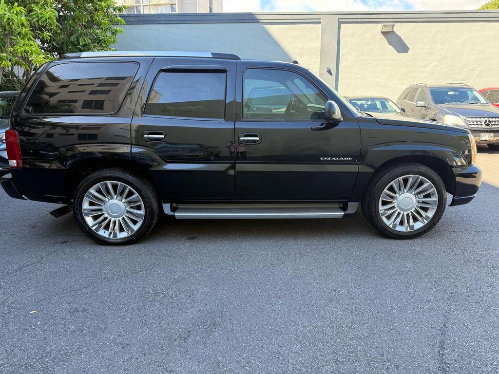 used 2005 Cadillac Escalade car, priced at $8,900