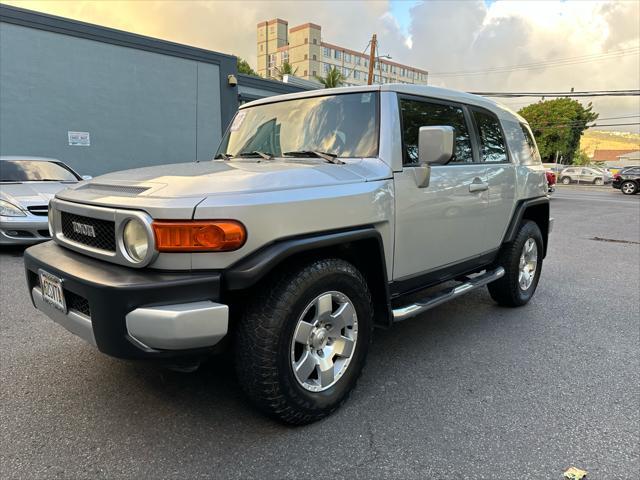 used 2007 Toyota FJ Cruiser car, priced at $15,900