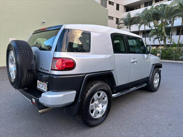 used 2007 Toyota FJ Cruiser car, priced at $15,900