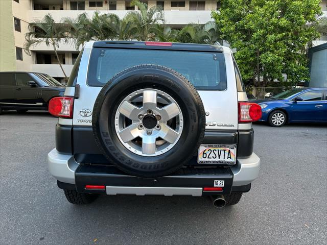 used 2007 Toyota FJ Cruiser car, priced at $15,900