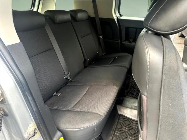 used 2007 Toyota FJ Cruiser car, priced at $13,900