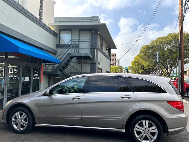 used 2008 Mercedes-Benz R-Class car, priced at $9,900