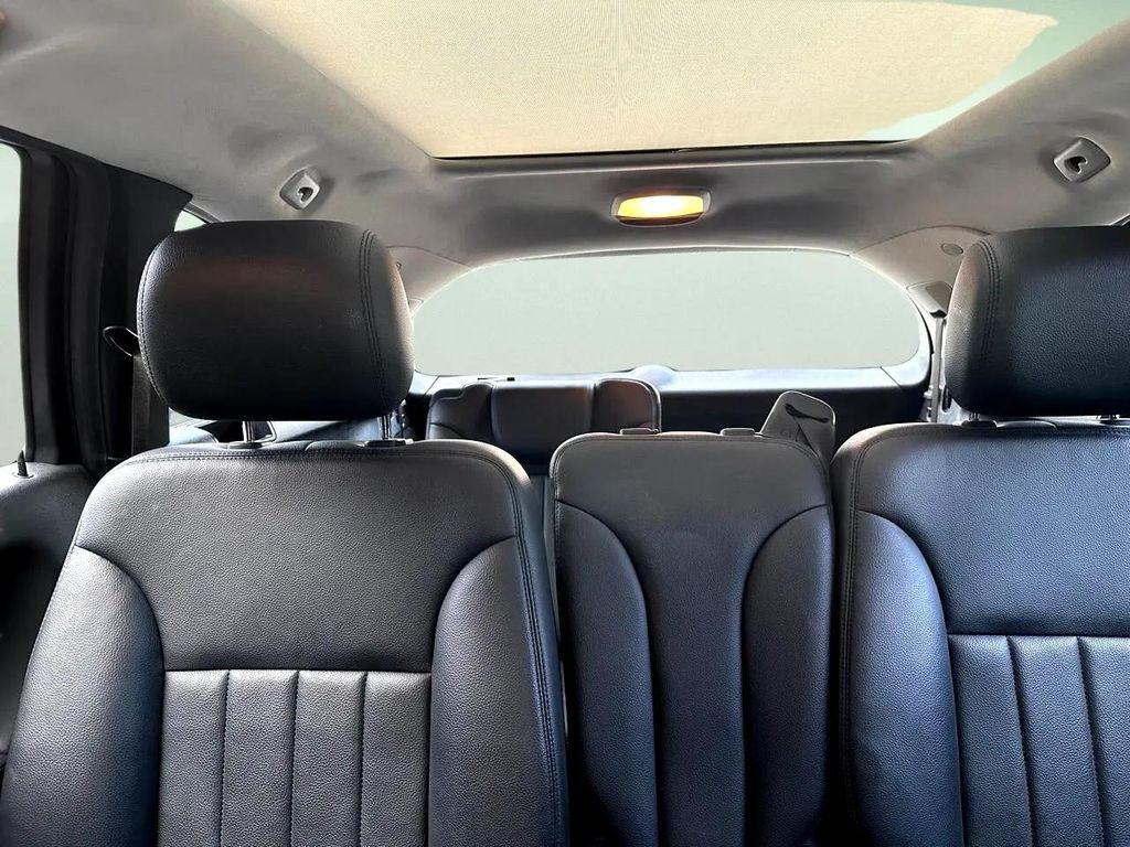 used 2008 Mercedes-Benz R-Class car, priced at $7,900