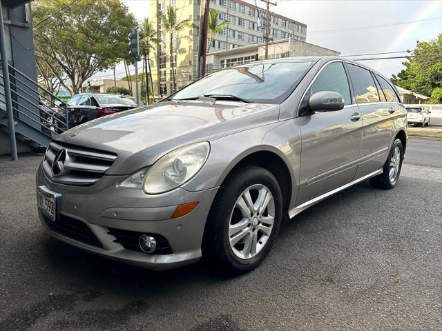 used 2008 Mercedes-Benz R-Class car, priced at $9,900