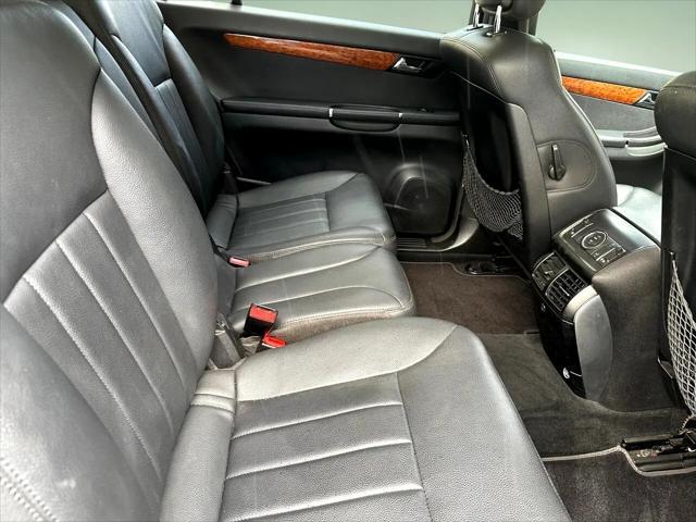 used 2008 Mercedes-Benz R-Class car, priced at $9,900