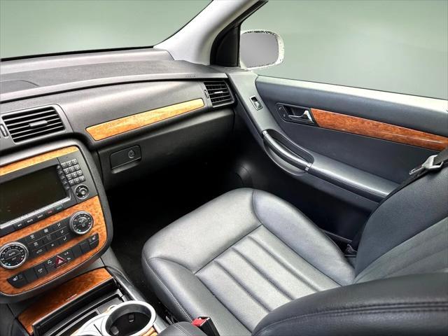 used 2008 Mercedes-Benz R-Class car, priced at $9,900