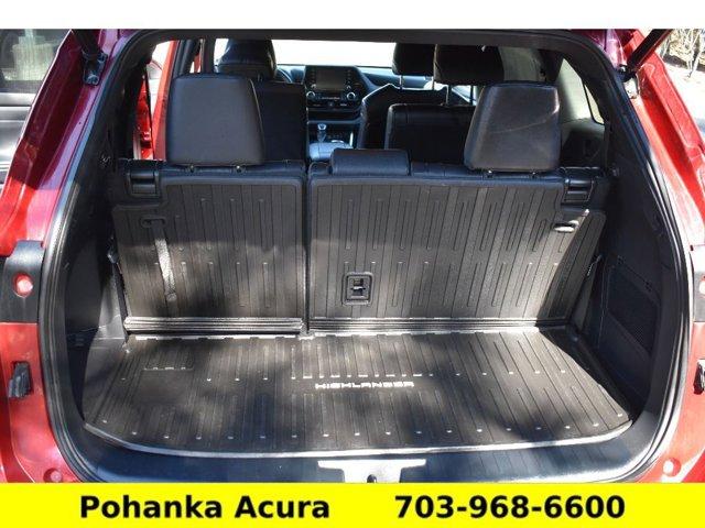 used 2022 Toyota Highlander car, priced at $37,621
