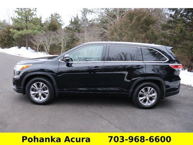 used 2015 Toyota Highlander car, priced at $19,695