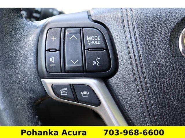 used 2015 Toyota Highlander car, priced at $19,401