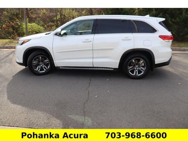 used 2017 Toyota Highlander car, priced at $25,621