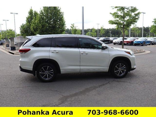 used 2018 Toyota Highlander car, priced at $26,521