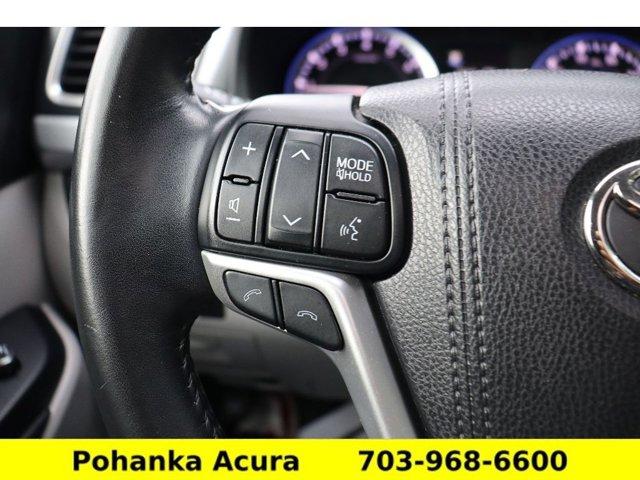 used 2018 Toyota Highlander car, priced at $26,521