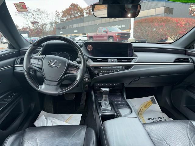 used 2019 Lexus ES 350 car, priced at $26,995