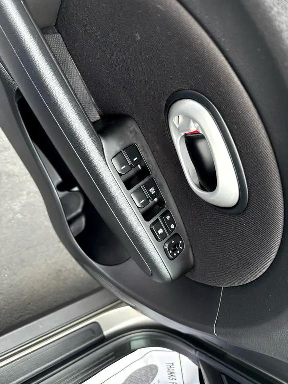 used 2016 Kia Soul car, priced at $6,900