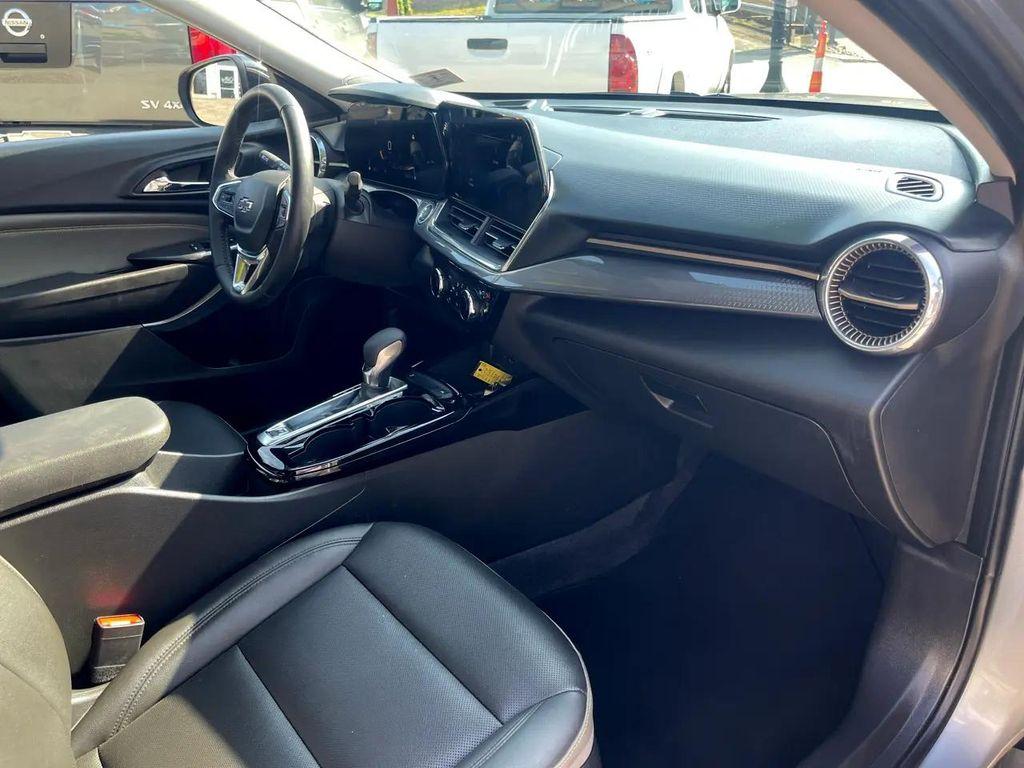 used 2024 Chevrolet Trax car, priced at $22,999