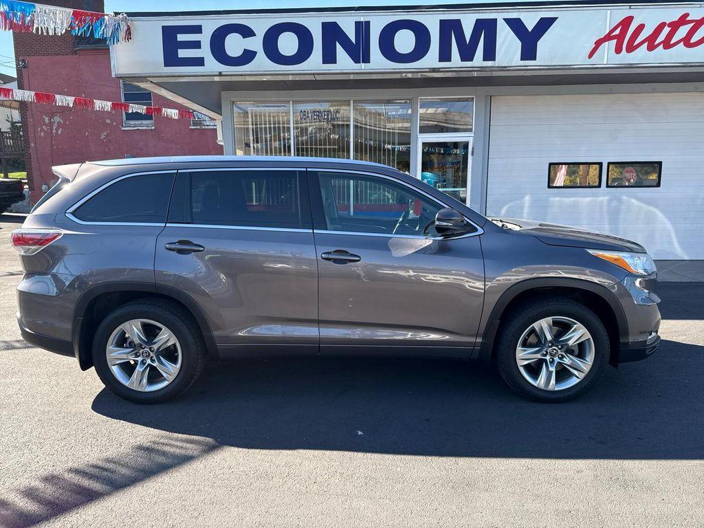 used 2016 Toyota Highlander car, priced at $19,900