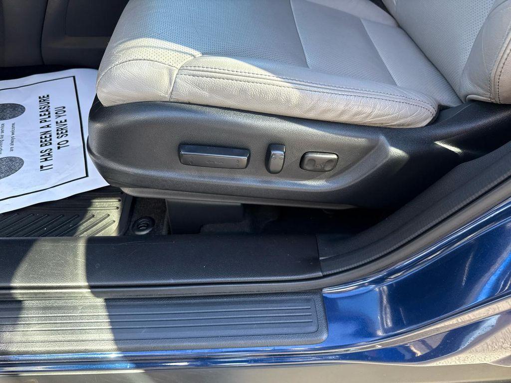 used 2015 Honda CR-V car, priced at $14,000