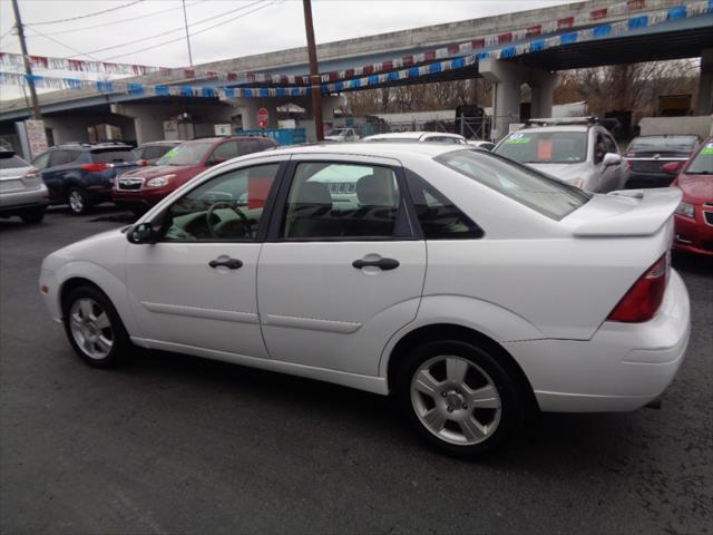 used 2006 Ford Focus car, priced at $4,000